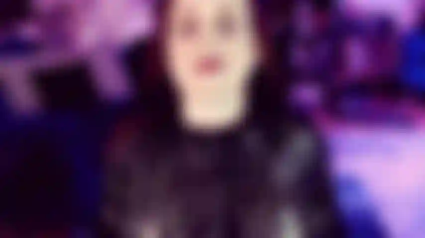 Dominada por un pedi francés: sé amable y cercana. Adórales. Los amo. Deja que su belleza te domine. Sí, sé un buen lacayo. Tu nariz y tu lengua pertenecen a estos pies. Mis increíbles dedos de los pies te dejarán cautivado.