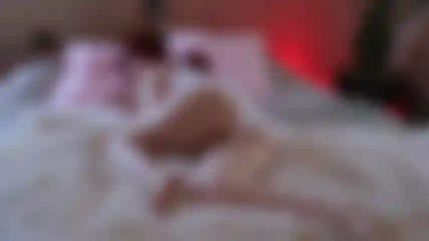 Mono blanco provocando tetas gilipollas mamada descuidada perrito creampie.