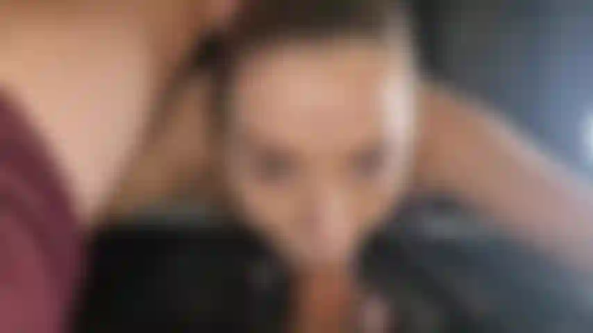 Mi marido me mete la polla hasta el fondo, me hace arcadas, ¡súper guarro!