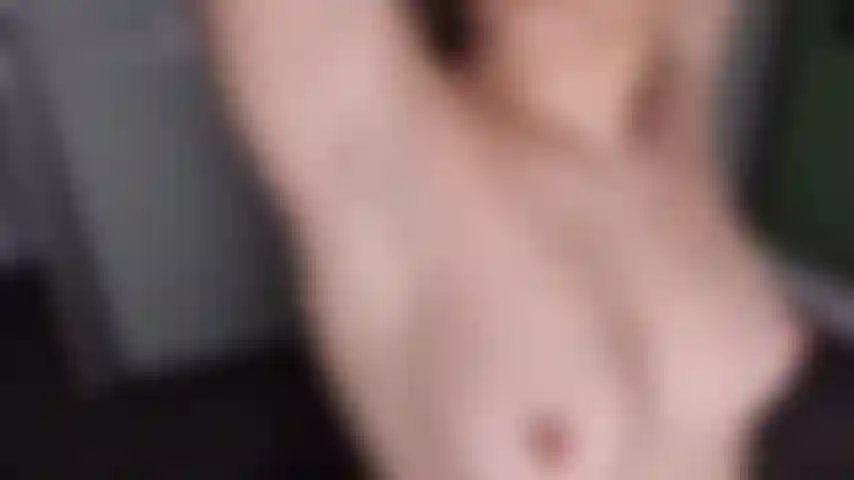Fetiche: oler/lamer axilas.
