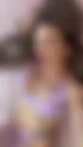 Coqueteando y provocando con tu mente :p.