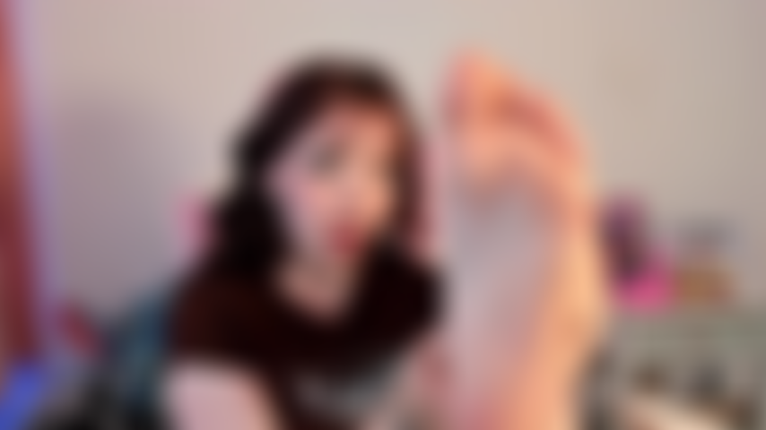 Chupo los pies.
