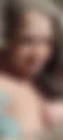 Cabello de cama desordenado.