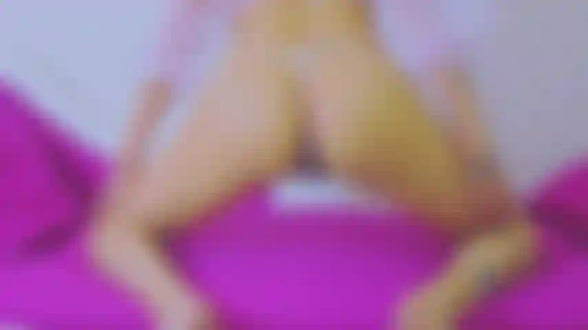 Mi cuerpo sexy pero dulce te espera.