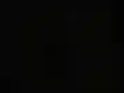 Diversión de pintar con los dedos desnudos.