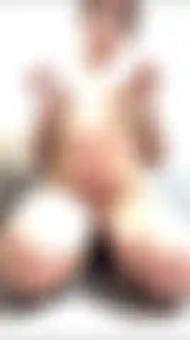 Montando tu gran polla en la ducha.