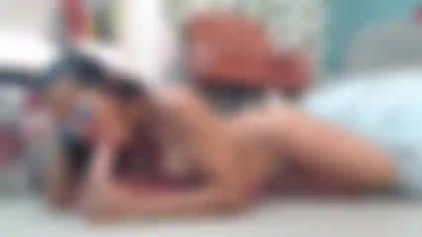 Juguete nuevo! ¿Qué sientes cuando te chupo la polla así?