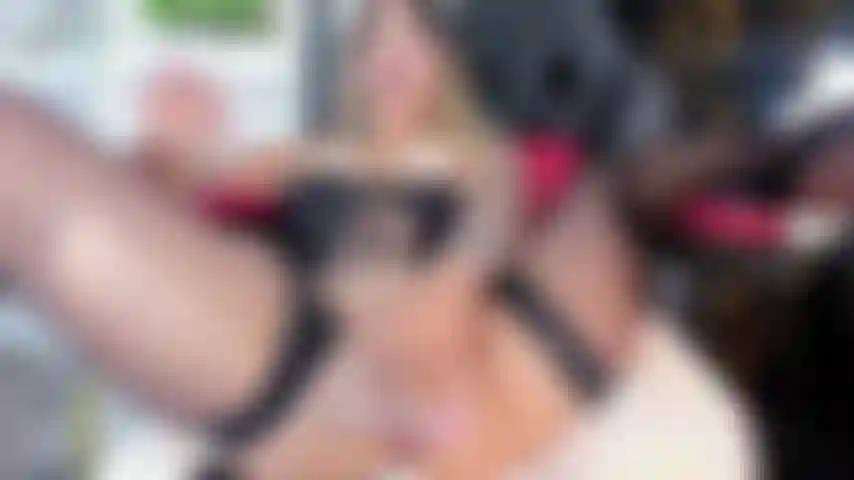 Fucking my pussy in your office, come see me 🥵