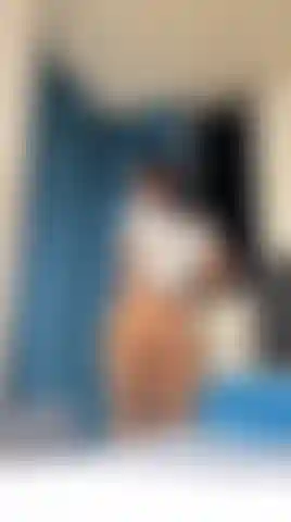 Juego anal en mi dormitorio!