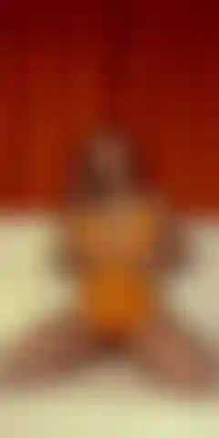 El juego de tetas súper caliente de anita dark.