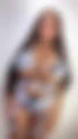 Derramando leche sobre mi traje de hucow!