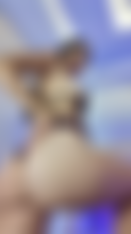 ¡Dame una palmada en el culo, papi!