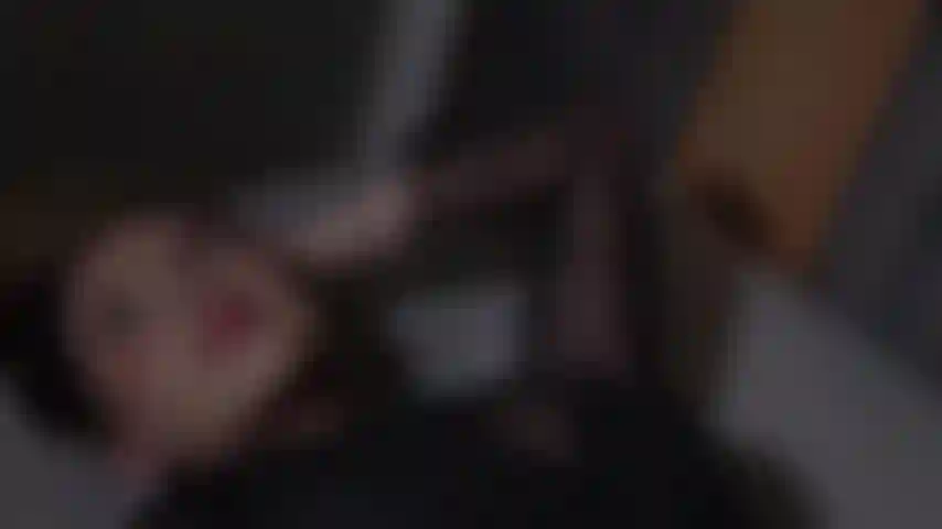 Únete a mi habitación y hazme tuya.