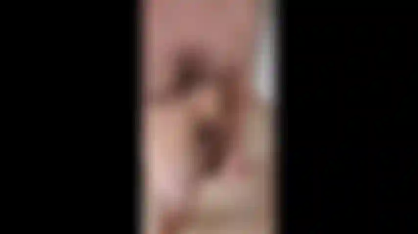 Sacudiendo mi polla, de pie reventando una carga.