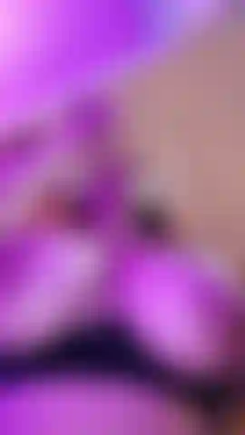 TOUCH ME AND MAKE ME YOURS