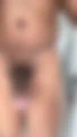 Caminando duro como una roca + acariciando.