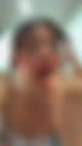 Chica caliente come y lame corridas mientras juega con saliva y lengua de una manera muy sexy #cute #sexy #hot #horny #hottie #flawless #cutegirl #sexygirl #hotgirl #hornygirl #hottiegirl #flawlessgirl #hardcore #saliva #cum #lick #toungue #glasses #teen18+ #streamate #nsfw #sexylips #viral #fyp #drip #latina #bratty #brat #latinagirl #ass