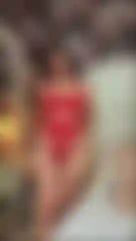 ¡Dios mío, me estoy corriendo! Orgasmo femenino masturbándose el coño.