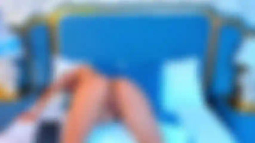 Mi coño rosado bailando al ritmo de mis gemidos.