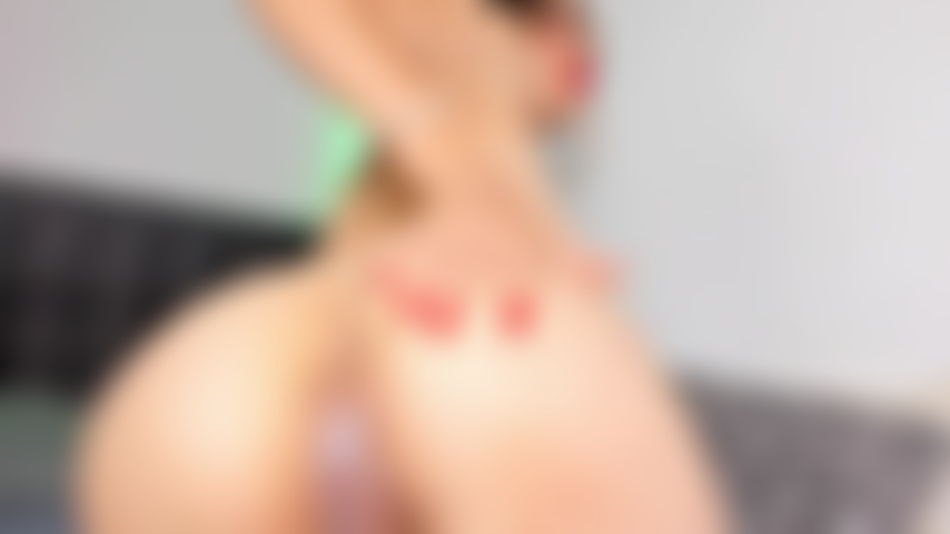 " No soy sólo una cara bonita... Soy el deseo que tu imaginación enciende".