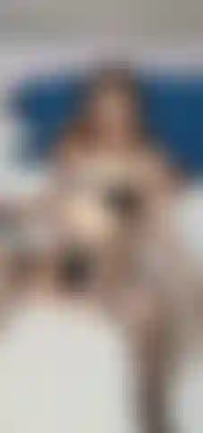 Masturbándome y regocijándome, ¿me ayudas?