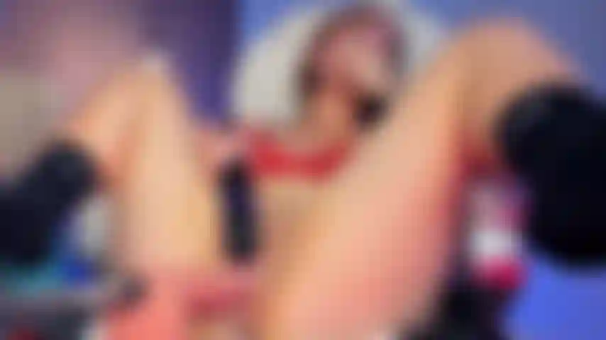 Fóllame y hazme correrme una y otra vez.