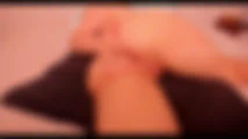 Orgasmo anal con dedos.