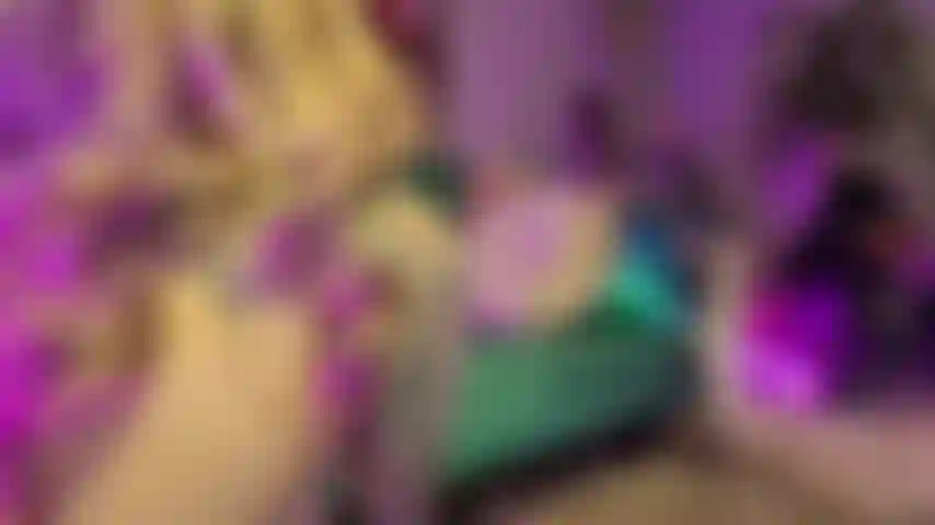 Sexy peluche de raso - adoración de culos y twerk.