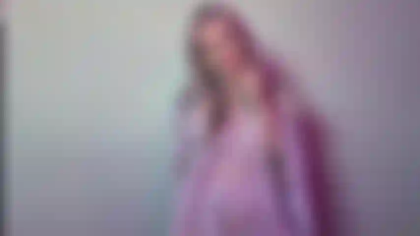 Se la zorra hambrienta de polla de astrid.