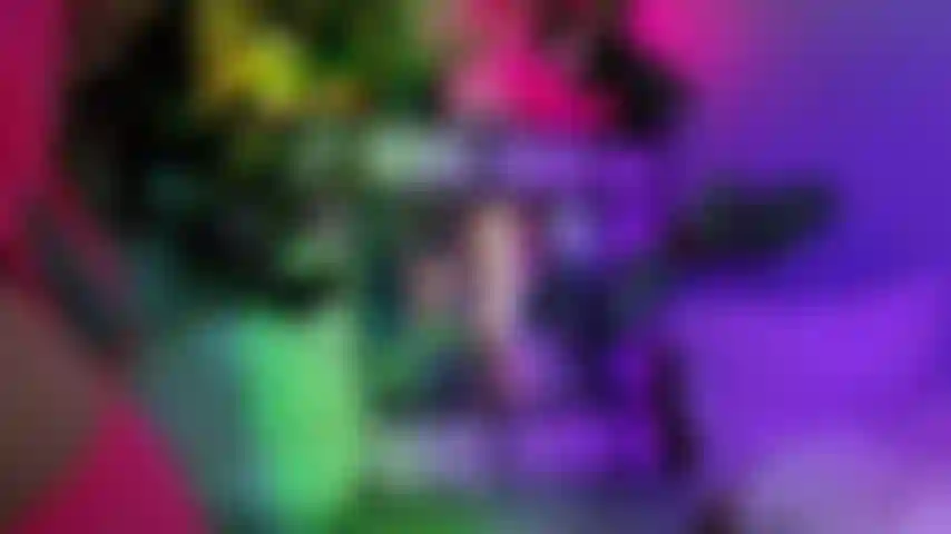 Sueños de neón - striptease erótico.