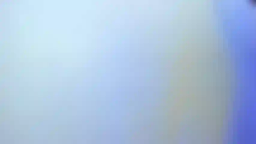 El culo de astrid en ligas de rejilla.