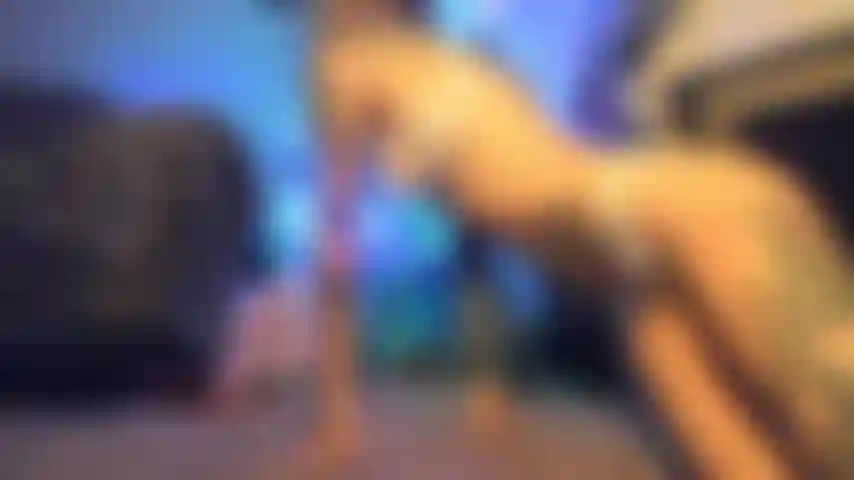 Blanca xxx-mas - adoración de culo y twerk.