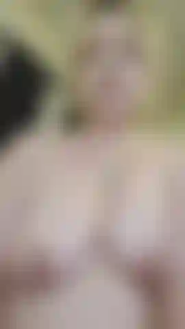 I love to cum
