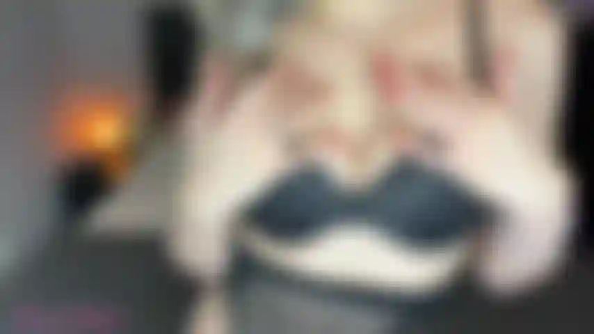 Diosa de adoración de tetas 1080hd.