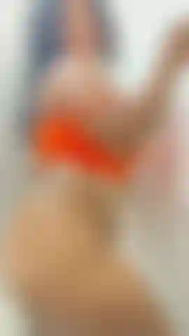 Watch me take off my clothes and zoom in on my pink pussy.