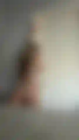 Un pequeño juego de seducción y me quito el sujetador de un solo golpe.