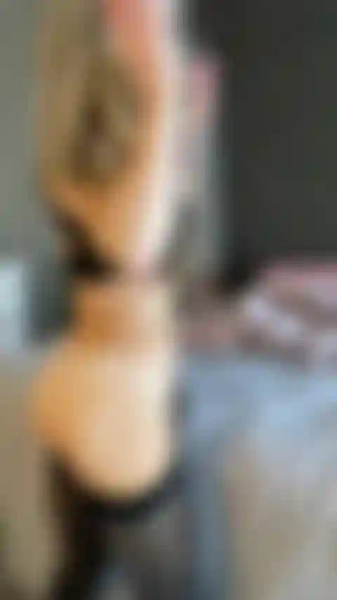 Digitación en pantimedias.