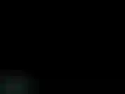 Me follo el coño con los dedos de cerca y en persona con bonitas uñas azules hasta que me chorreo por todas partes.