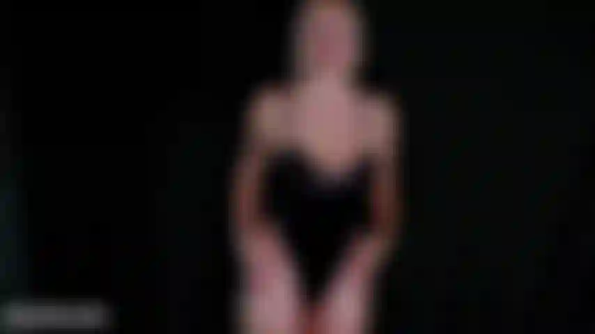 Dominación sensual.