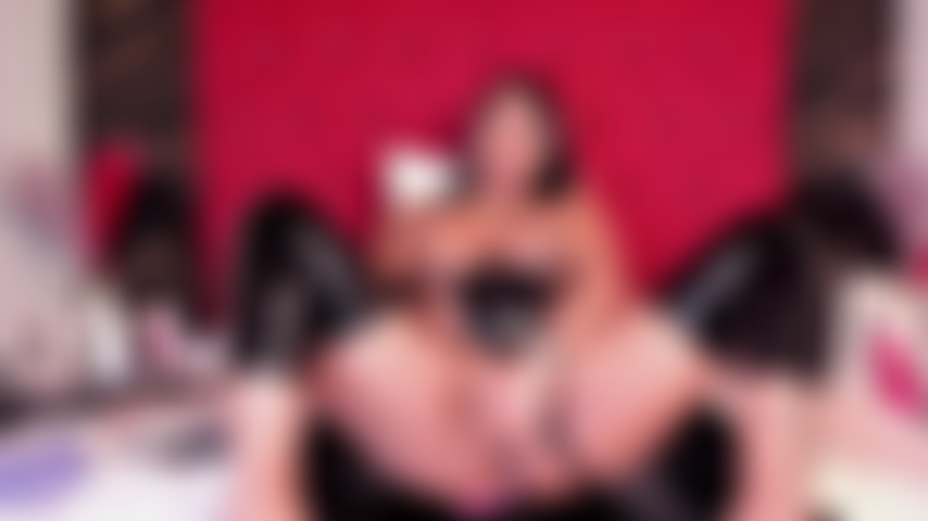 Braguita de lado, tócame.