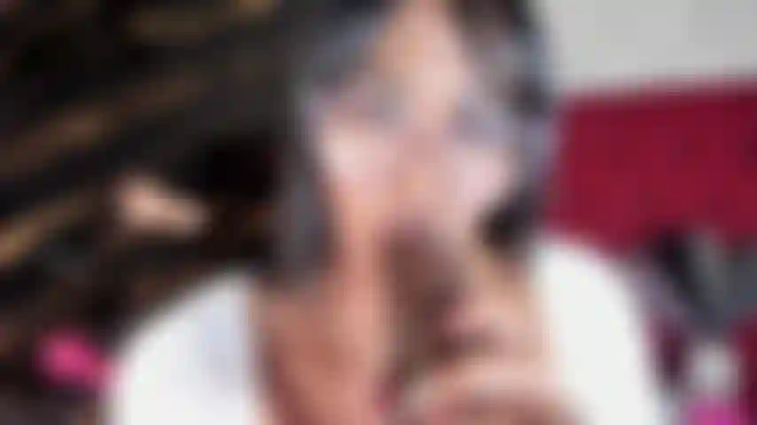 Just enjoy a good blowjob with a girl with glasses