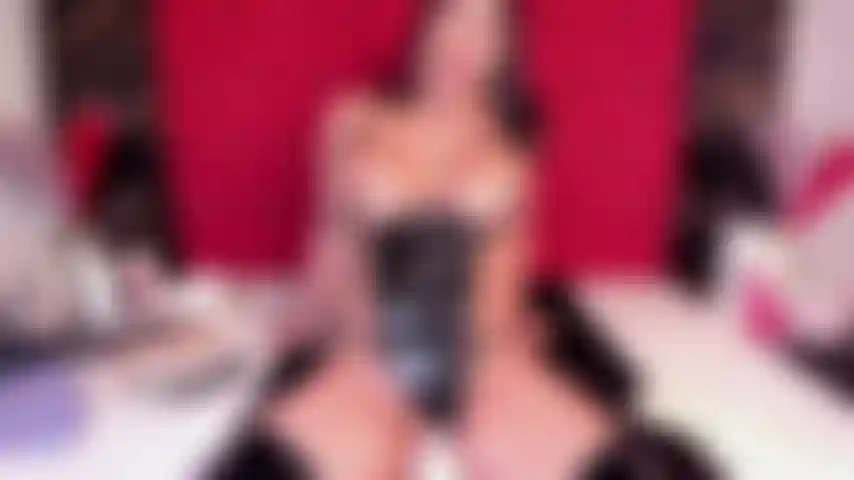 Te monto, mis tetas rebotan.