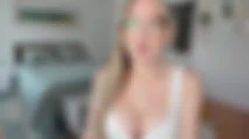 Tu obsesión por el semen se convierte en obsesión por las pollas.