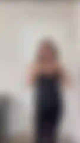 Usando mi consolador vibrador y empujador!