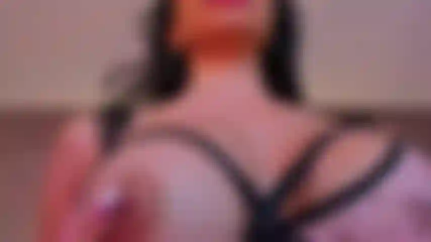 S en llamas por tu polla hagamos de hoy un momento único mientras disfrutas de las partes más íntimas de mi cuerpo y me ruegas por más y más.