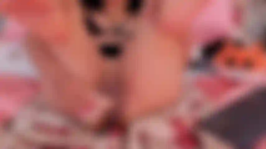 Me encanta follarme y chupar la crema que yo misma hago.