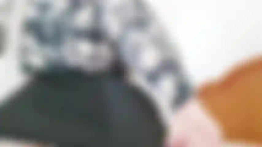 52 Botín de pulgadas en falda corta y calzones.