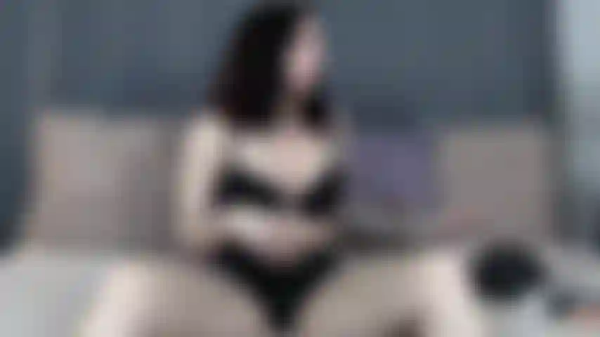 Masturbación con máscara antigás.