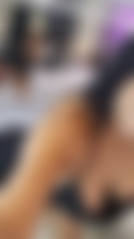 Qué tal si me follas frente al espejo?