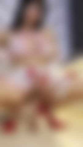 Follando el coño de enfermera sexy.